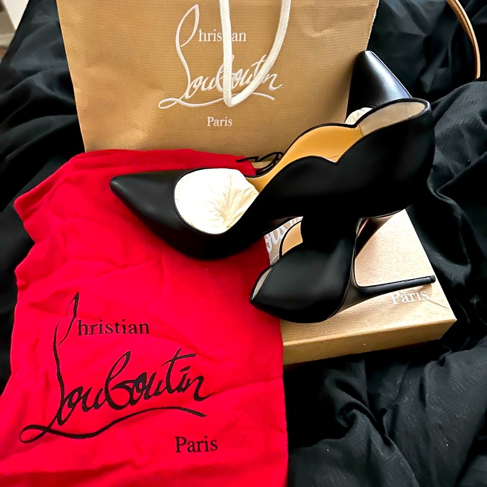 Hot Chick Leather Red Sole High-Heel Pumps
